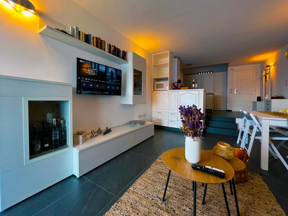 At The Ocean'S Edge Apartment Callao Salvaje Bagian luar foto