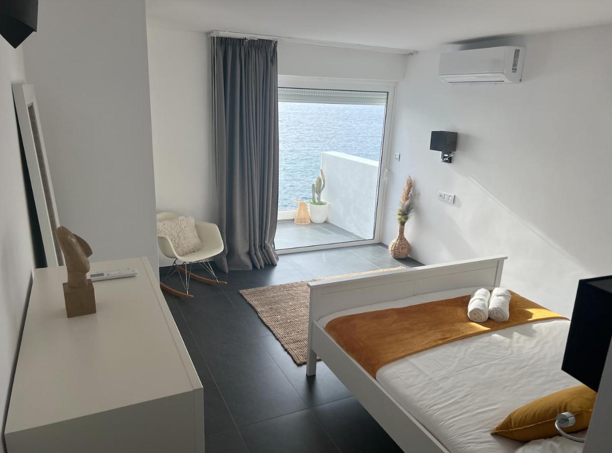 At The Ocean'S Edge Apartment Callao Salvaje Bagian luar foto